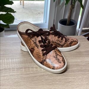 SOUL Naturalizer Kemper Mule Slip-On snake print Sneakers
